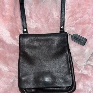 Vintage COACH Leather Chelsea Crossbody Flat Saddlebag #No GOP-9473 (Black)